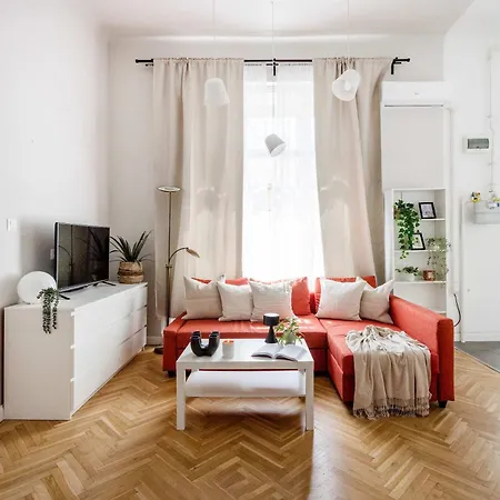 Dream In Budapest-steps To Budaeye &fashionst Apartment Budapest