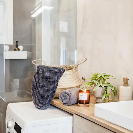 Dream In Budapest-steps To Budaeye &fashionst Apartment